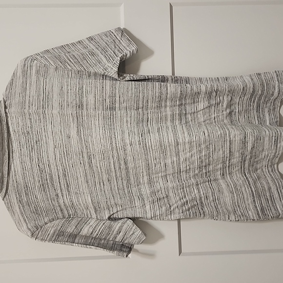 Hurely Short Sleeve - Picture 3 of 8